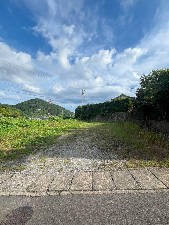 長崎県諫早市飯盛町里売地☆小学校まで徒歩1分！住宅やアパート用地にいかがでしょうか♪