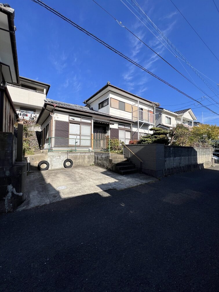 長崎市横尾3丁目☆約60坪の売地♪建築条件はありませんので、お好きなハウスメーカーで建築可能です♪お気軽にお問い合わせください♪