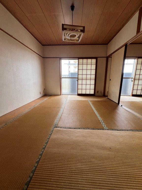 長崎市西山1丁目☆中古マンション☆3階角部屋の4DK！駐車場1台・専用倉庫が無料♪近くに立山公園があります♪