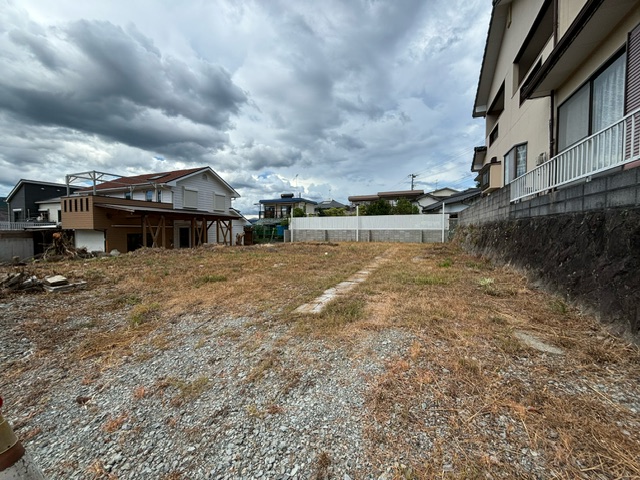 長崎市西海町売地☆約98坪の広々とした土地です♪建築条件なし！住宅用地におすすめです♪
