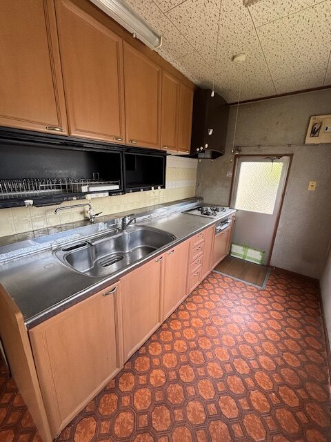 【６９０万円へ価格改定♪】つつじが丘１丁目の５Ｋ戸建☆土地約４８坪☆車庫１台分あり☆お部屋数も多く、暮らし方に合わせて使える住まいです♪
