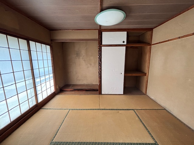 【６９０万円へ価格改定♪】つつじが丘１丁目の５Ｋ戸建☆土地約４８坪☆車庫１台分あり☆お部屋数も多く、暮らし方に合わせて使える住まいです♪