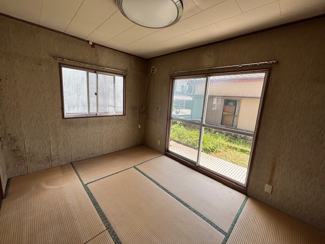 【６９０万円へ価格改定♪】つつじが丘１丁目の５Ｋ戸建☆土地約４８坪☆車庫１台分あり☆お部屋数も多く、暮らし方に合わせて使える住まいです♪